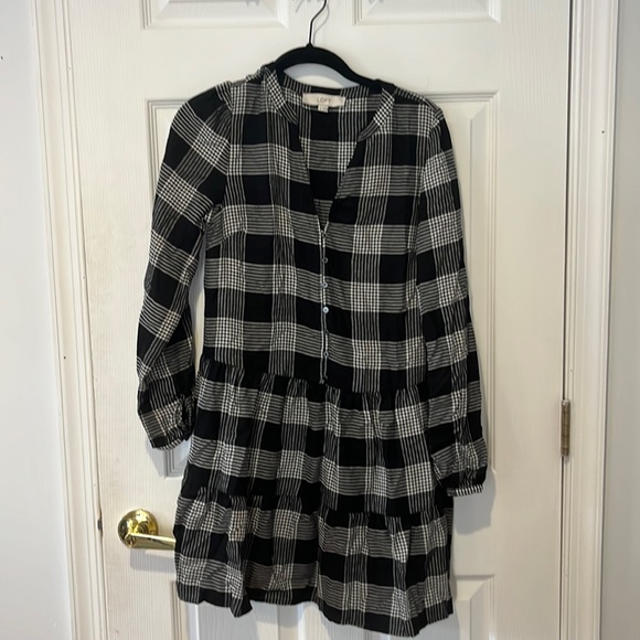 Loft checkered long sleeve flutter dress - Picture 3 of 7